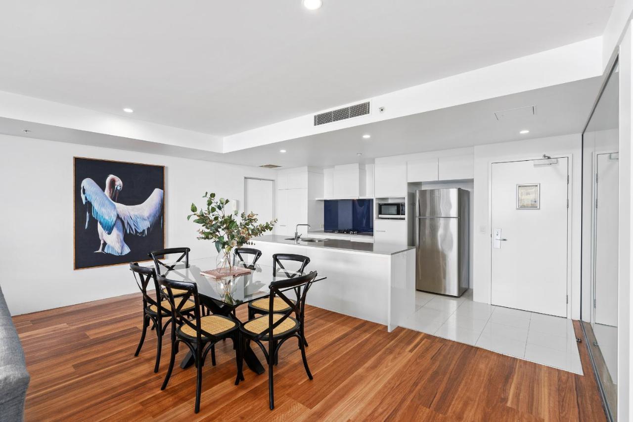 Circle On Cavill - Gclr Apartment Gold Coast Exterior photo
