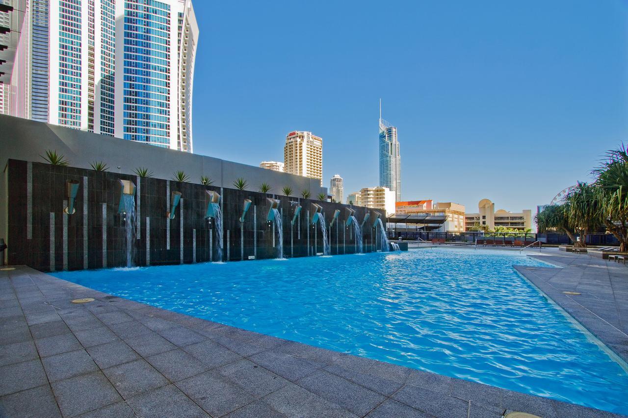 Circle On Cavill - Gclr Apartment Gold Coast Exterior photo