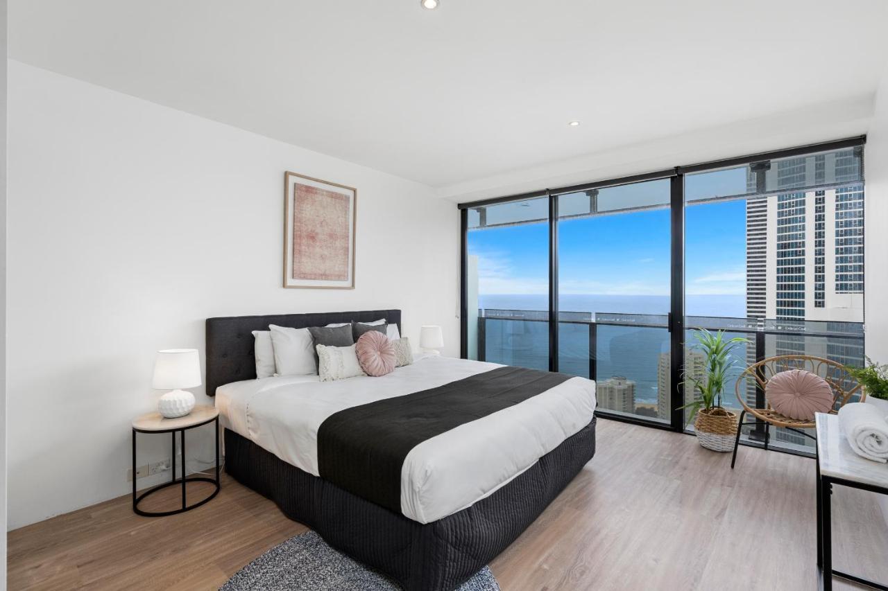 Circle On Cavill - Gclr Apartment Gold Coast Exterior photo